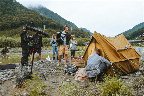 地狱天使剧情介绍（地狱天使 剧情简介）